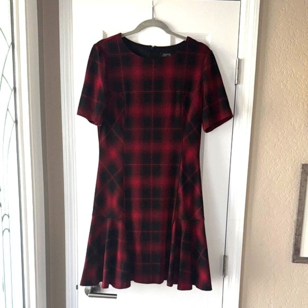 Tahari Arthur S Levine Dress Plaid Red and Black Size 10